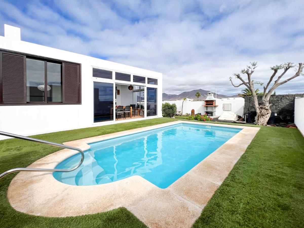 Casa Sol Y Mar Azul Un'Oasi A Due Passi Dal Mare Villa Playa Blanca  Exterior photo